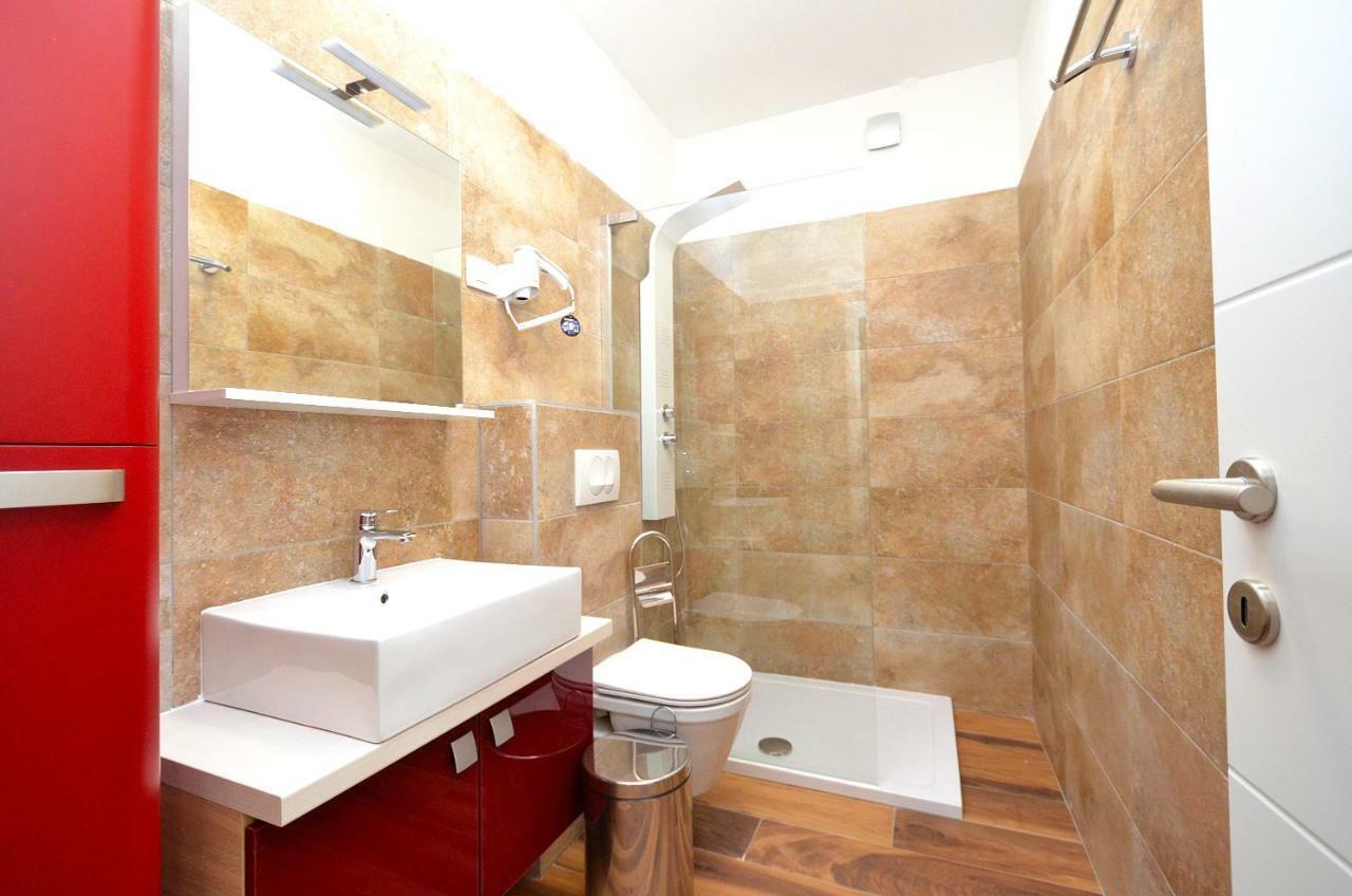 Stella Apartments Новиград Екстериор снимка
