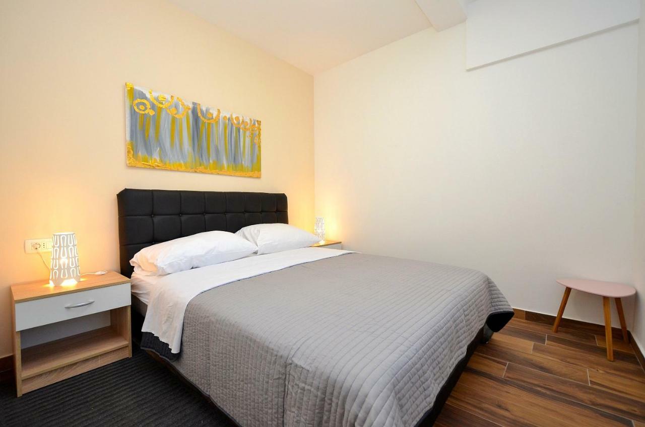 Stella Apartments Новиград Екстериор снимка