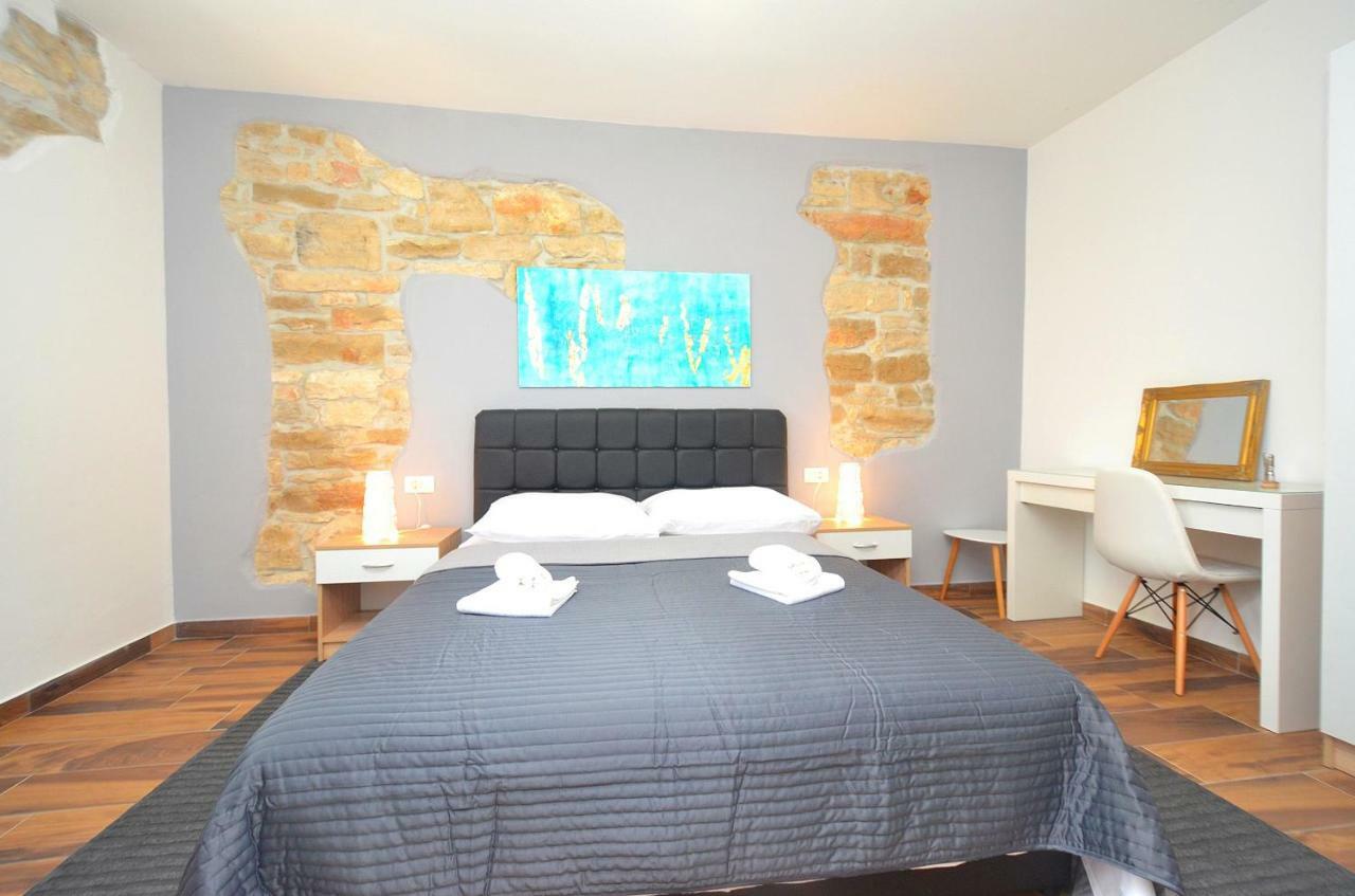 Stella Apartments Новиград Екстериор снимка