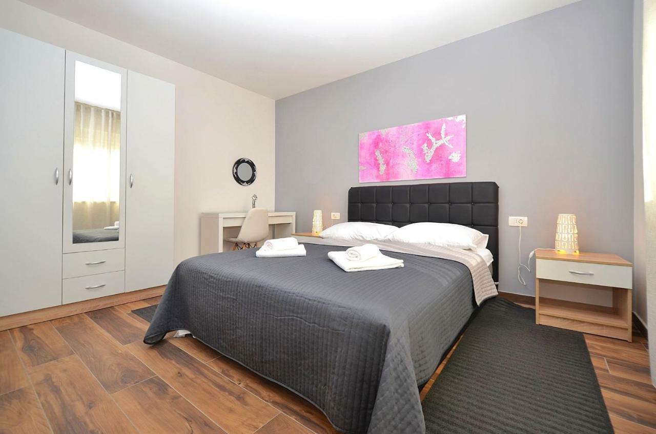 Stella Apartments Новиград Екстериор снимка
