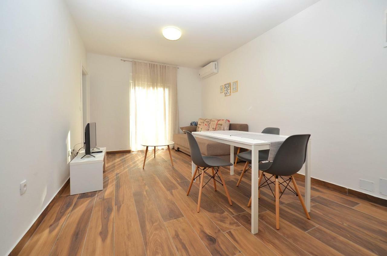 Stella Apartments Новиград Екстериор снимка