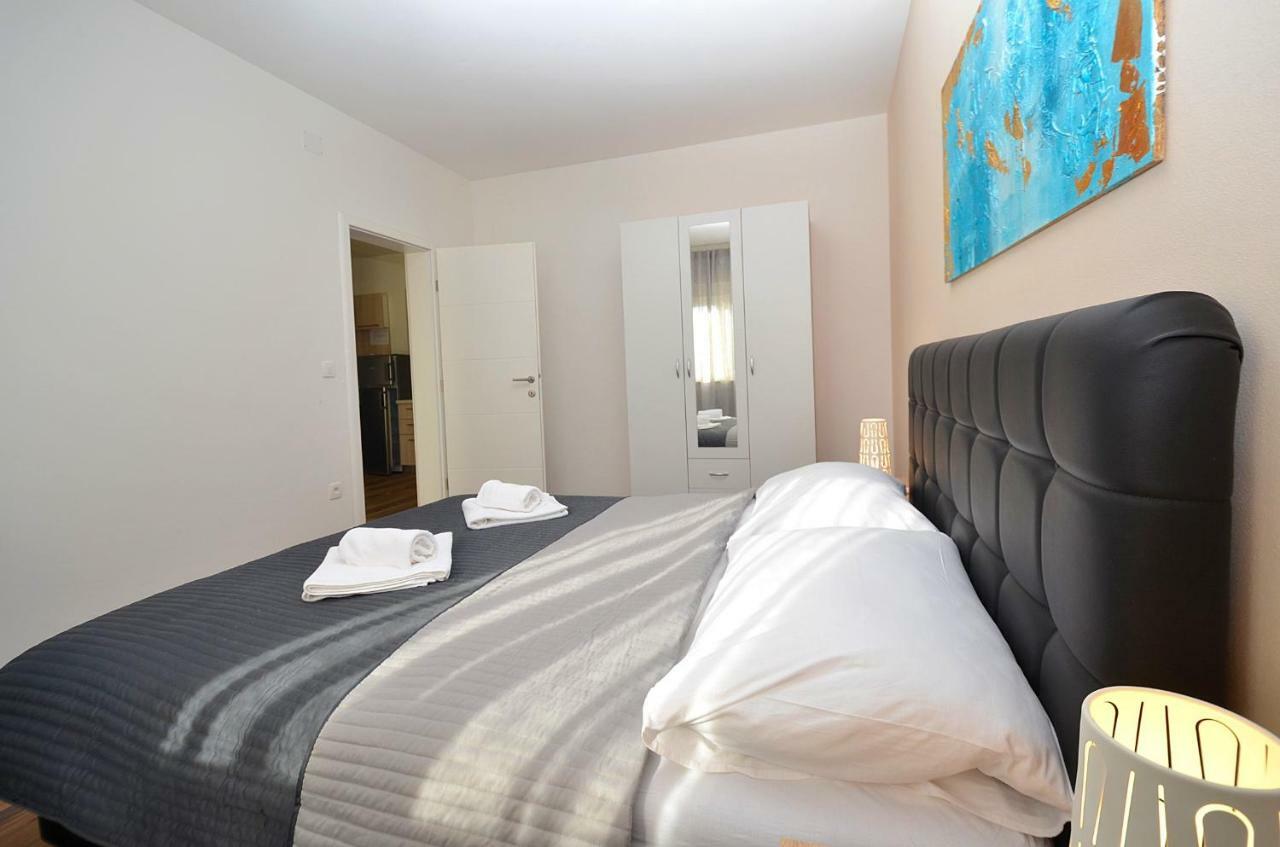 Stella Apartments Новиград Екстериор снимка